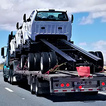 Heavy Duty Towing in The Loop, IL
