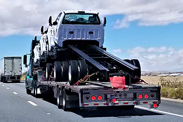 Tow Truck in Little Italy, IL