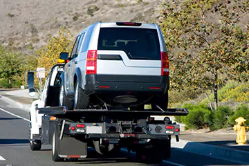 24 Hours Emergency Towing in Little Italy, IL
